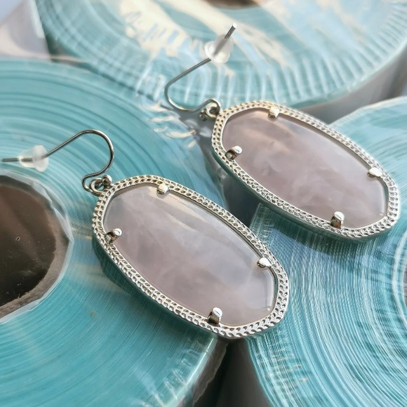 NWOT Kendra Scott Silver Elle Earrings Rose Quartz - Picture 3 of 3